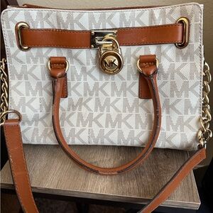 Michael Kors White and Brown Shoulder Bag with Gold-Tone Accents